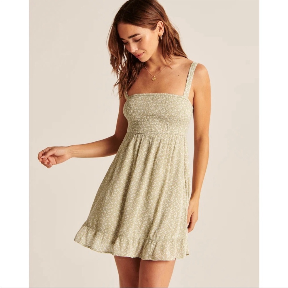NWOT Abercrombie Smocked Square Neck Mini Dress